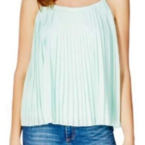 Pleated Tank 🌴🌸